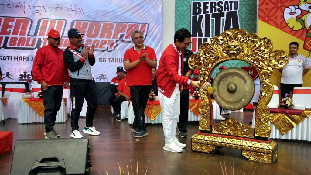 Sekda Adi Arnawa Hadiri Pembukaan Turnamen III KORPRI Provinsi Bali 2024